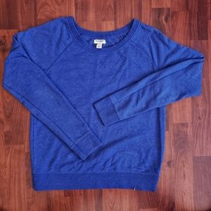 3/$25 Old Navy blue sweatshirt